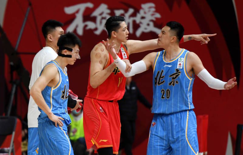 亚洲人成伊人成综合网久久久